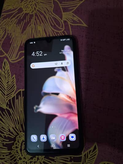 Vivo Y55 128GB  - 10/10 Condition /Box & original charger