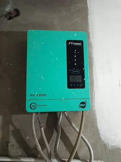 Fronus Inverter 6KW Hybrid