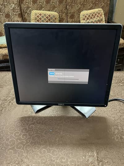 Dell lcd Monitor 19" for sale line in centre but working condition