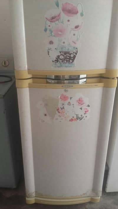 Large size urgent sale perfect cooling good condition just buy and use