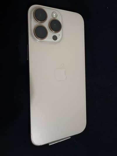 Iphone 16 pro max 10/10 Complete Box