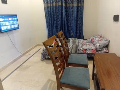 Sharing furnished Apartment for rent (ONLY FEMALE)