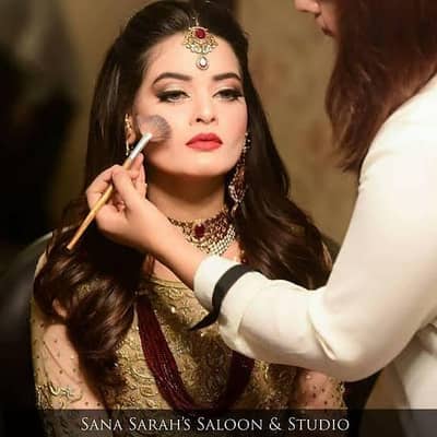 nead beauty popular girl