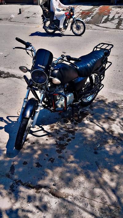 Suzuki GS 150 for sale 2018 model 10 by 10 condition