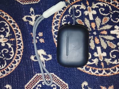 Black color pro2 , nice sound, nice Bass