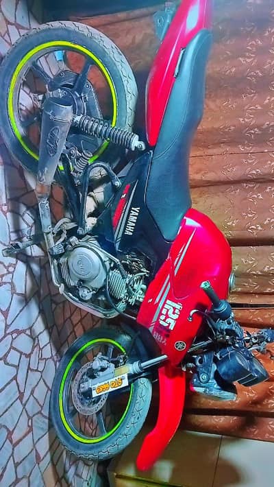 ybr 125G 2015 just 1,60 lacs