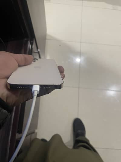 14pro max LLA 256gb 13pro max 256gb