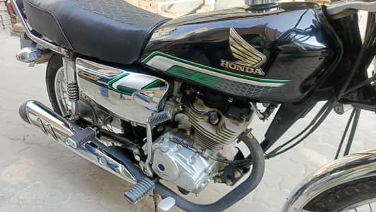 Honda CG 125 SE 2023 (0302-5328032)  Sulf start Chorome Edition