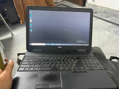 Dell Latitude E5540