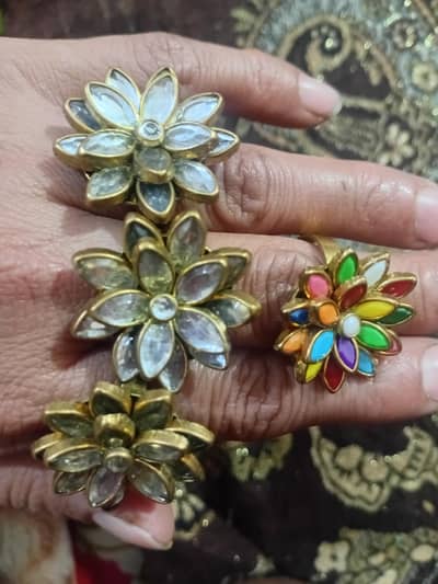 hand made rings of kundan