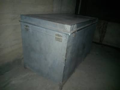 sandooq (trunk) for sale