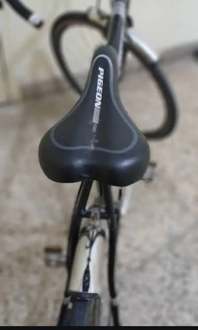 Racing bicycle 10/10 condition