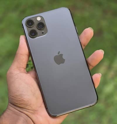 iphone 13 pro all ok argent sell 031478 45 585 watsup and sim call