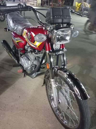 HONDA 125 ZERO METERS