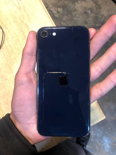iphone se 2022 / 64 gb storege /  10/10 condition