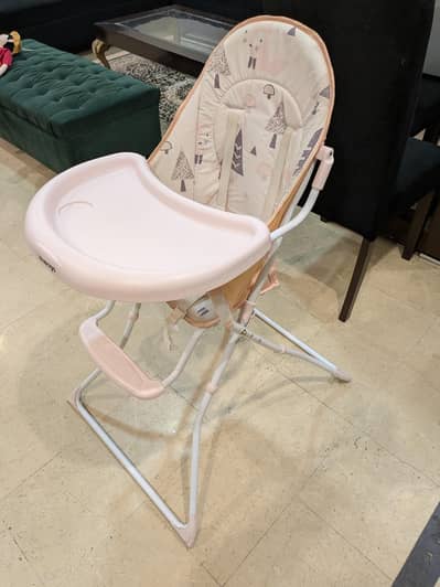 Toimoys Baby High Chair EXCELLENT CONDITION