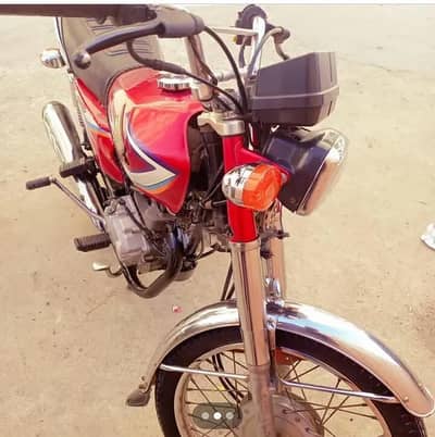 Honda CG 125 cc Model 2016 Karachi Number