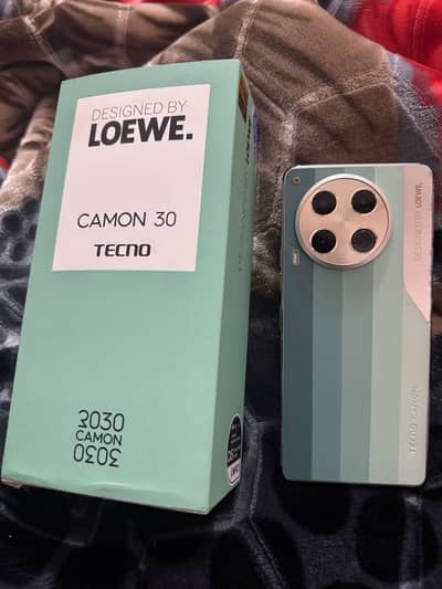Tenco camon 30 8/8 256GB normal condition 3.5 months official warranty