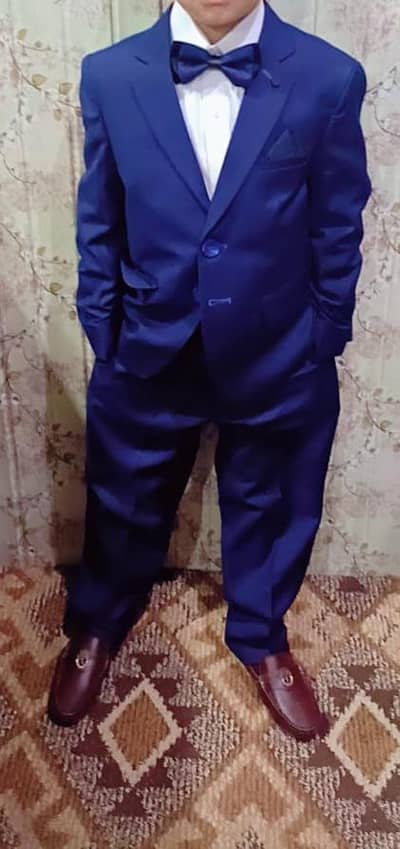 dinners 2 piece suit size 5-6 year