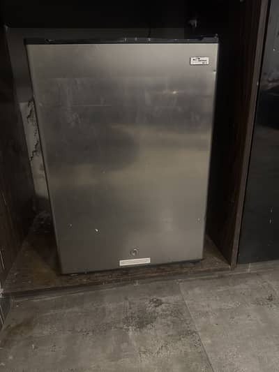 Gaba National mini Refrigerator- fridge