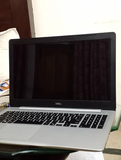 Dell Inspiron 5570 i7 8th generation