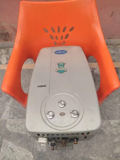 12 litter original canon 100 % perfect working. all ok