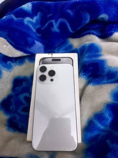 iPhone 15 Pro Max 92 BH 10/10 condition