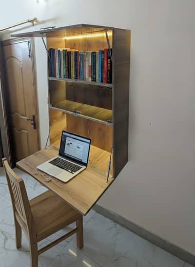 Space-Saving Smart Workstation for Office & Home
