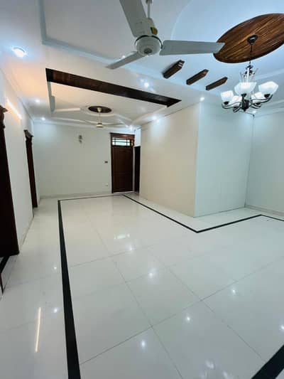 10 Marla Upper portion for rent in E11