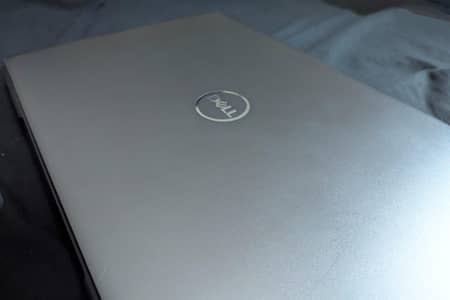 precision 7550 with nvidia Rtx 5000-16gb graphic card