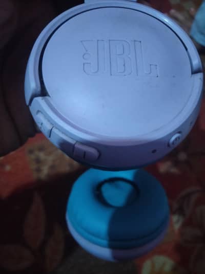 Jbl Tune 520Bt Wireless Foldable On the Ear Headphones