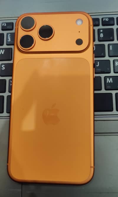 17 pro max JV 256 battery health 100% cycles 4 only used for 4 days