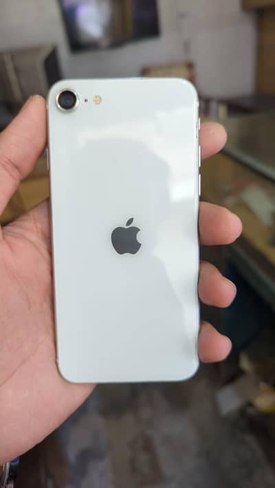 I phone se all sim working 128gb 03264551665whatapp exchange possible