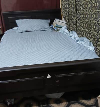 Single Bed (wooden)