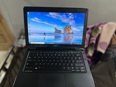 Dell Latitude E7250 – Core i5 5th Gen | 8GB RAM | 128GB SSD