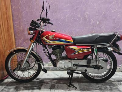 Honda 125 good condition 0308-4060676