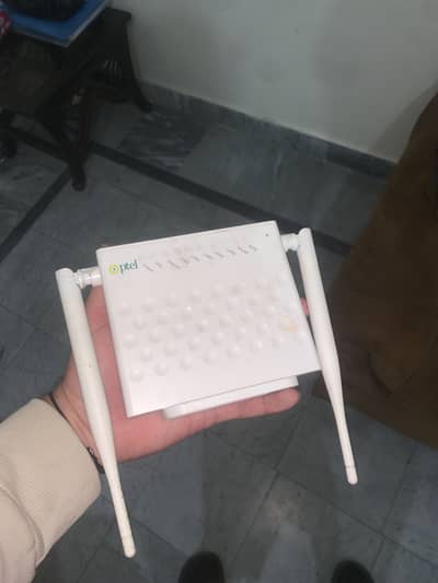 PTCL Router with 2 antennas