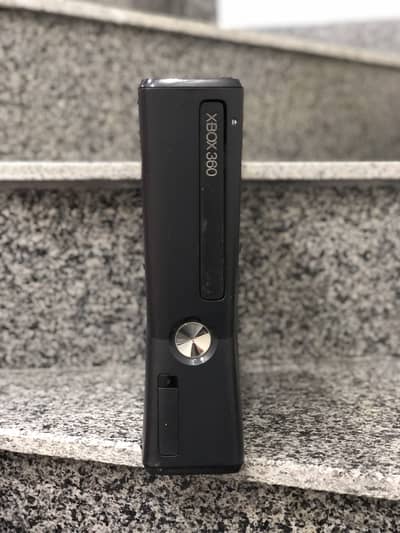 Xbox 360 slim for Parts