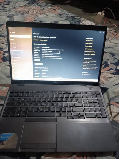 Dell Latitude 5500 Core i5 8th Gen 8GB DDR4 256GB NVMe SSD