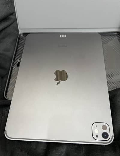 iPad Pro M4 11-inch, 256GB, Space Black