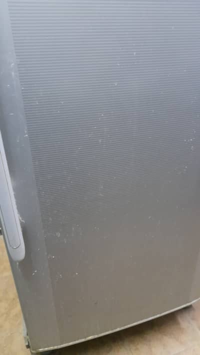 Full size Haier Refrigerator with extra cooling