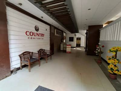 3 Bed DD Lease Flat Road Side