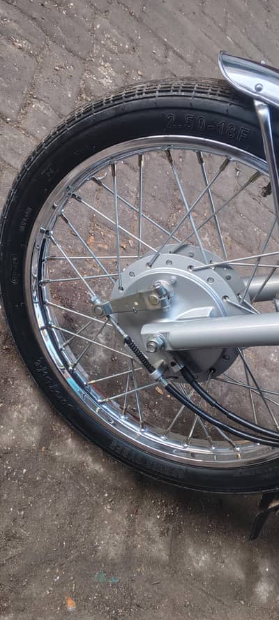 2025 model hai black