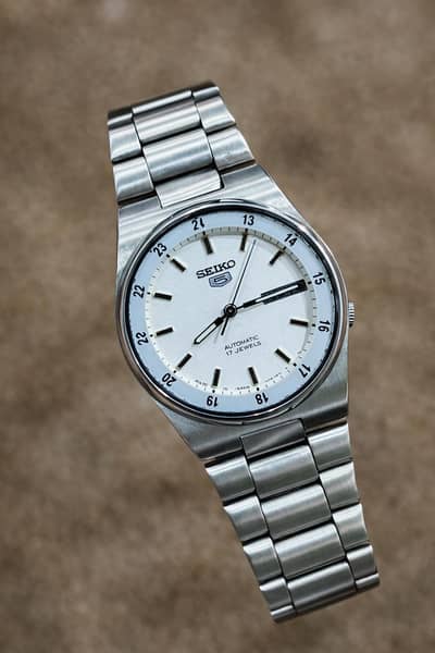 SEIKO 5 AUTOMATIC