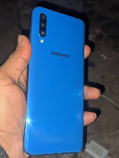Samsung Galaxy A50 4gb ram 128gb memory finger offf
