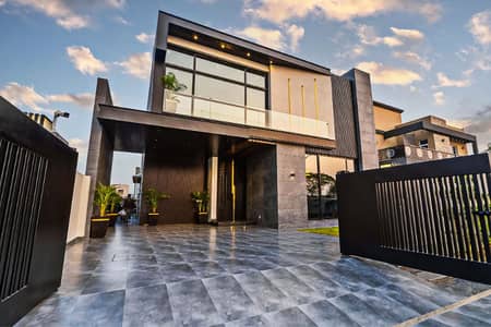 Slighly Used 1 Kanal House With Full Basement For Sale in DHA Phase 6 Nearby DHA Raya