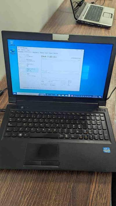 Lenovo Core i3 Laptop | 4GB RAM | 128GB SSD + 512GB HDD | Urgent Sale