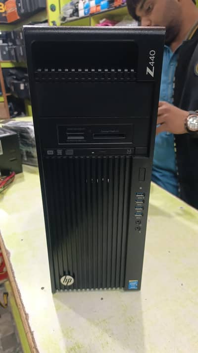 HP z440 E5 2683 v4 16core 32threads 40mb cache ddr4 ram support