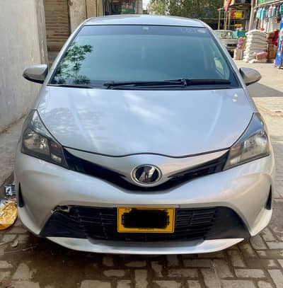 TOYOTA VITZ F 1.0 2015/18