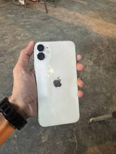 Iphone 11 PTA Offical Approved Dual Sim 64GB (FactoryUnlock)